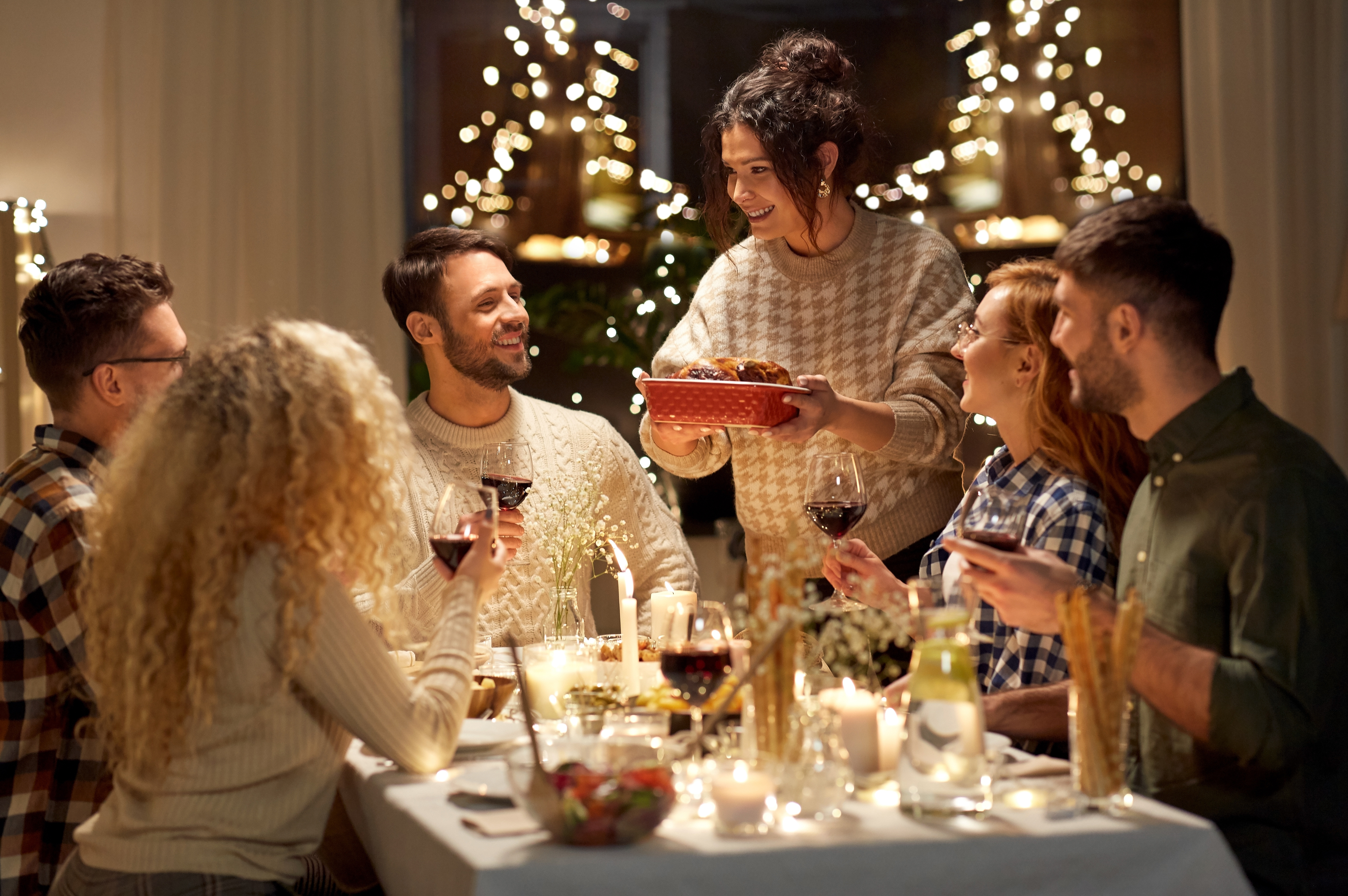 Famille lors d'un repas de fête