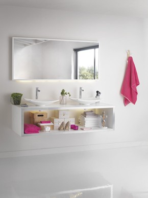 Salle de bain avec un siphon Wirquin