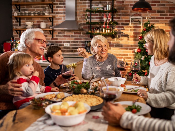 famille lors d'un repas de Noël